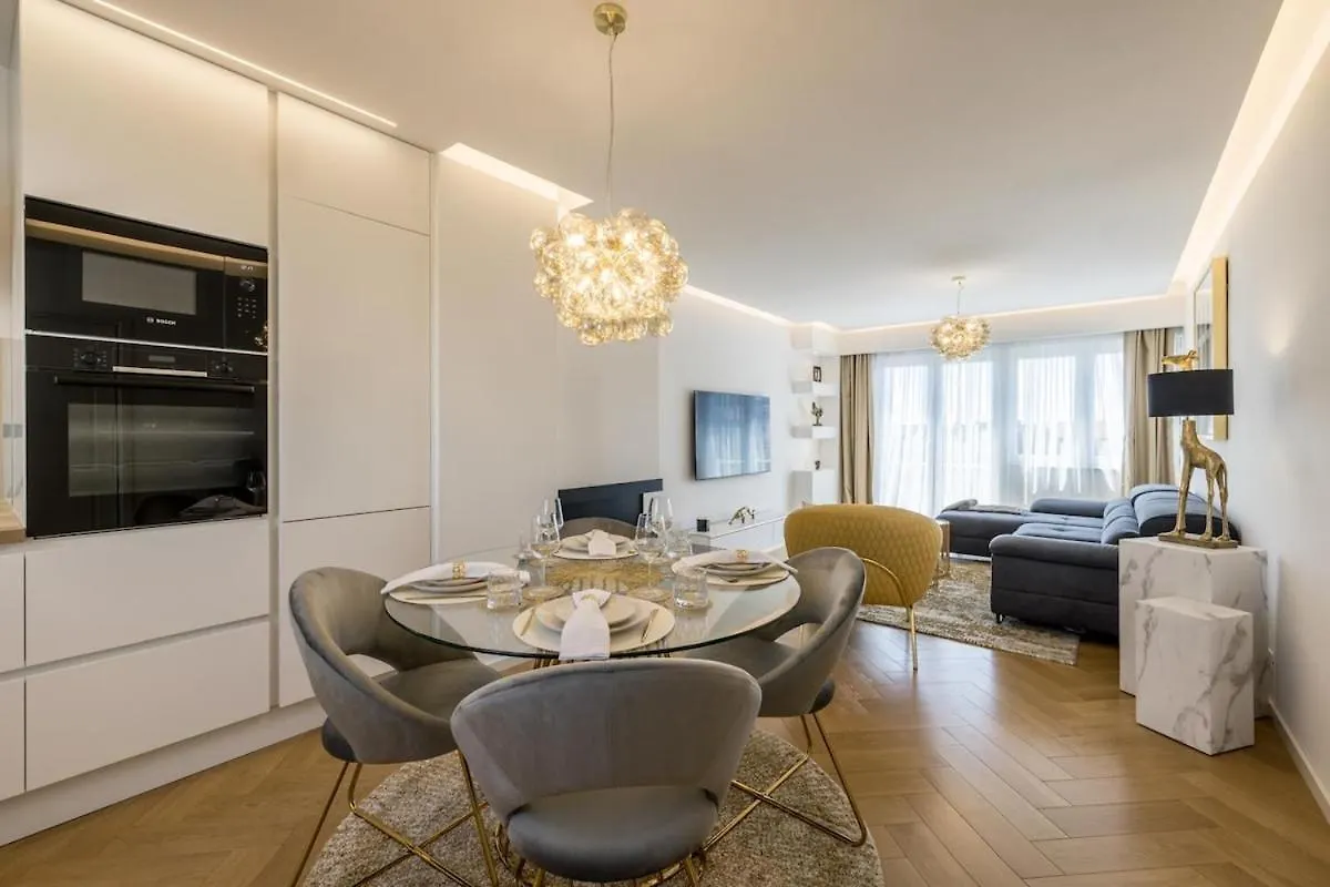 Experience Luxury Apartment In The Heart Of Split