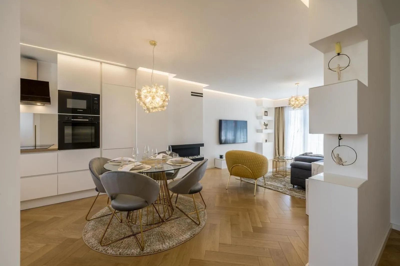 Experience Luxury Apartment In The Heart Of Split